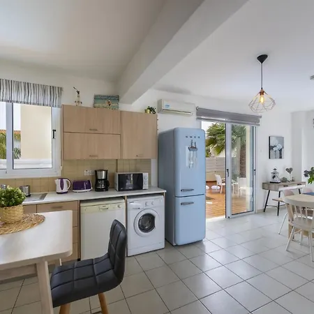 You And Your Family Will Love This 5 Star With Private Pool, Protaras 1458 Paralimni